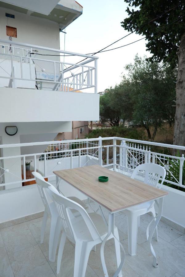 Villa Allkushi Sarande Luaran gambar